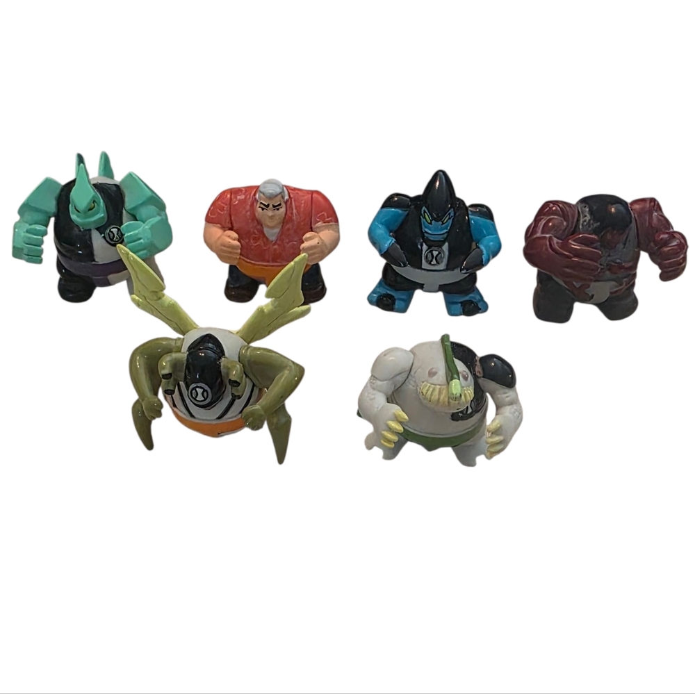 Ben 10 Figurine Set